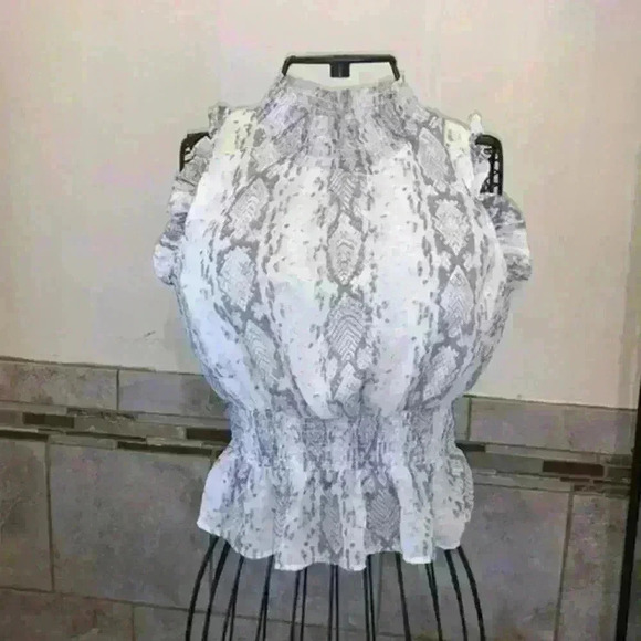 JAPNA ANIMAL PRINT BLOUSE - Picture 1 of 5